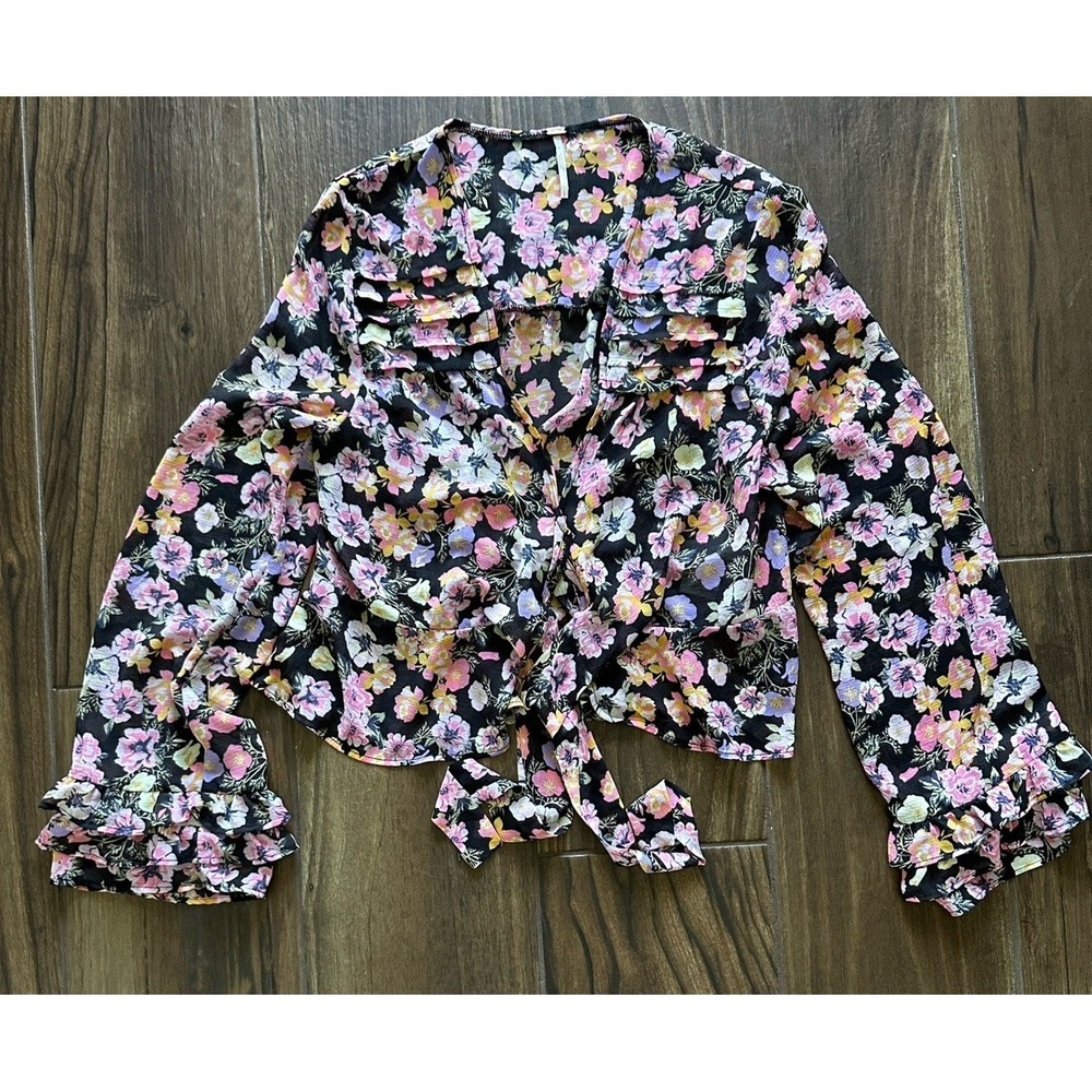 Free People Floral Tie Front Cropped Blouse Ruffle Cuff Pintuck Black Pink Large